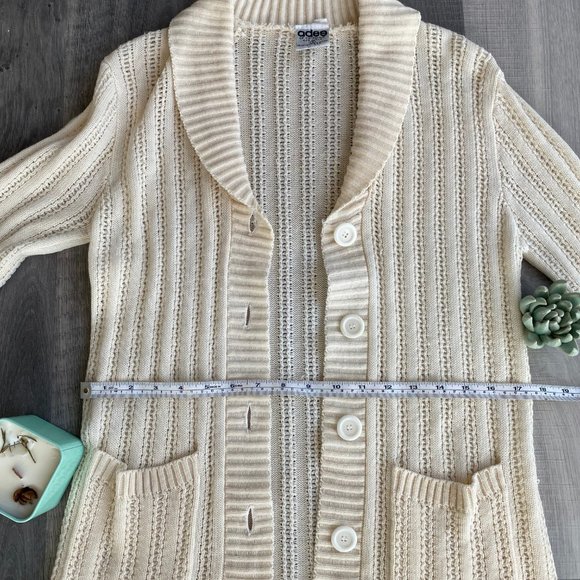 1960's to 70's Vintage Adee of California White Sweater - Picture 8 of 10